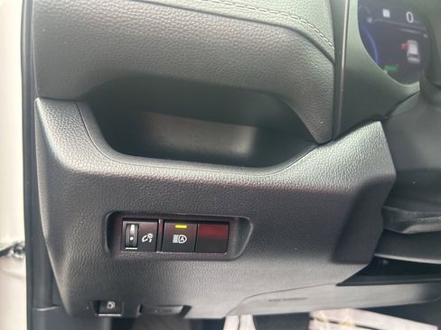 Used 2024 Toyota RAV4 LE image 21