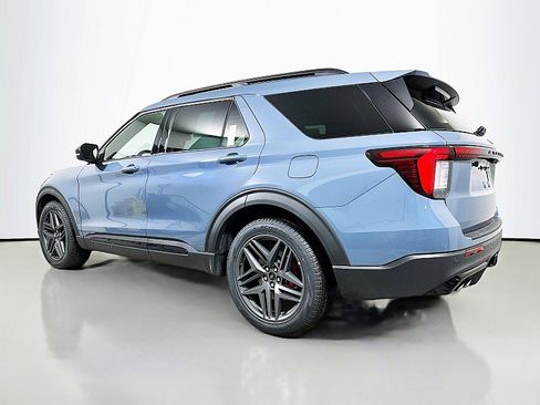 New 2026 Ford Explorer ST image 4
