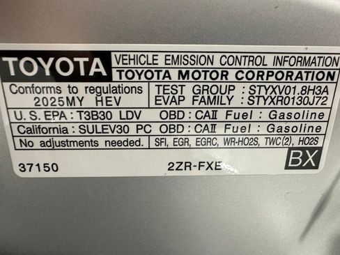 Used 2025 Toyota Corolla SE image 67