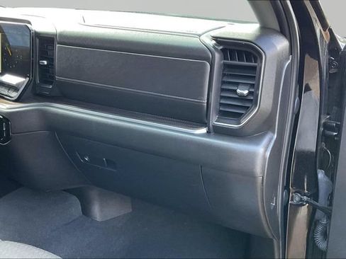 Used 2023 Chevrolet Silverado 1500 LT AWD/4WD image 18