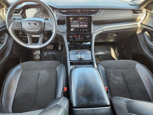 Used 2023 Jeep Grand Cherokee Altitude image 26