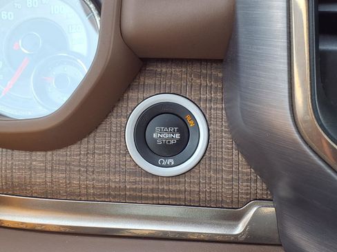 Used 2020 RAM 1500 Limited image 15