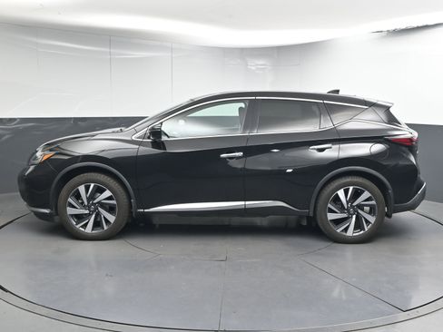 Used 2022 Nissan Murano SL w/ SL Moonroof Package image 5