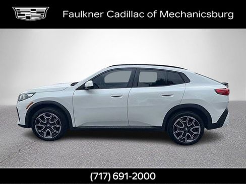 Used 2024 BMW X2 xDrive28i w/ Premium Package AWD/4WD image 11