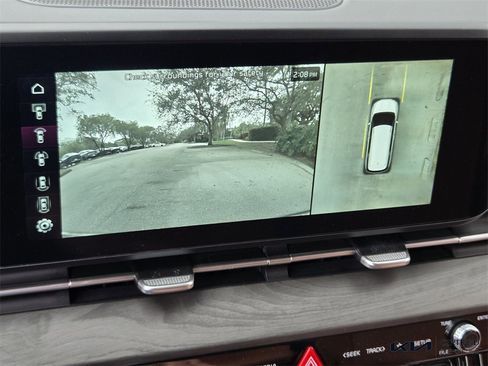 Certified 2024 Kia Carnival SX image 27