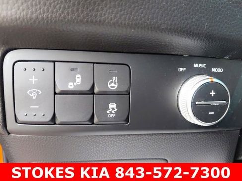 Used 2018 Kia Soul ! w/ Tech Package FWD image 18