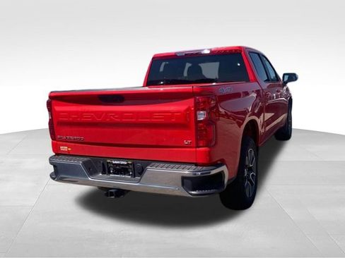 Used 2023 Chevrolet Silverado 1500 LT AWD/4WD image 3