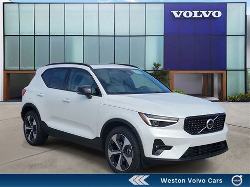 New 2026 Volvo XC40 B5 Plus w/ Climate Package image 1