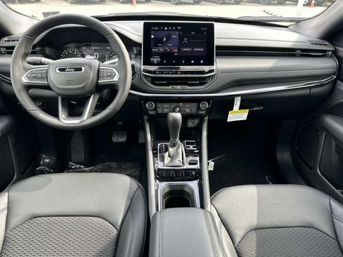 New 2026 Jeep Compass Latitude AWD/4WD image 12