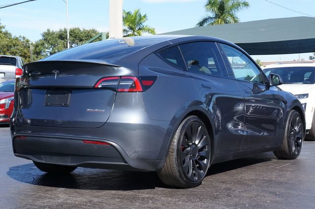 Used 2023 Tesla Model Y Performance AWD/4WD image 9