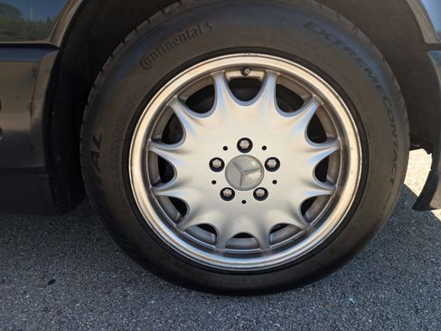 Used 1997 Mercedes-Benz SL 500 image 23