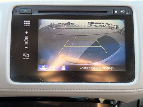 Used 2018 Honda HR-V EX image 29