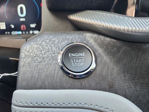 Used 2026 Ford Explorer Platinum w/ LUX Leather Package image 11