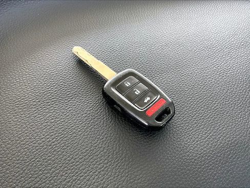 Used 2016 Honda Accord LX image 31