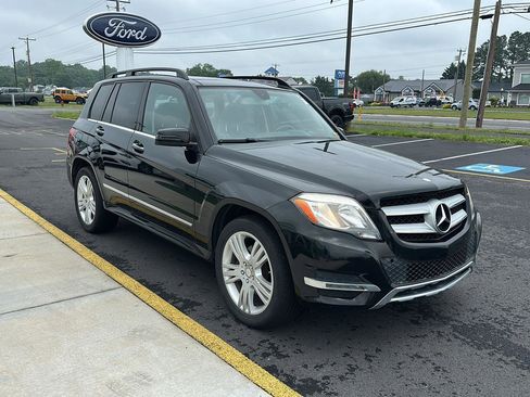 Used 2014 Mercedes-Benz GLK 350 4MATIC image 3