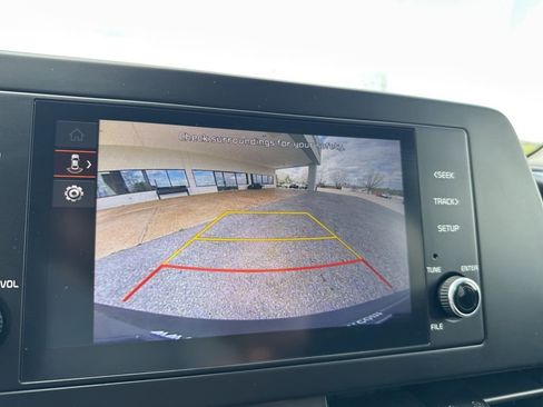 Used 2024 Kia Sportage LX image 18