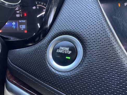 Used 2017 Cadillac XT5 Luxury w/ Driver Awareness Package FWD image 30