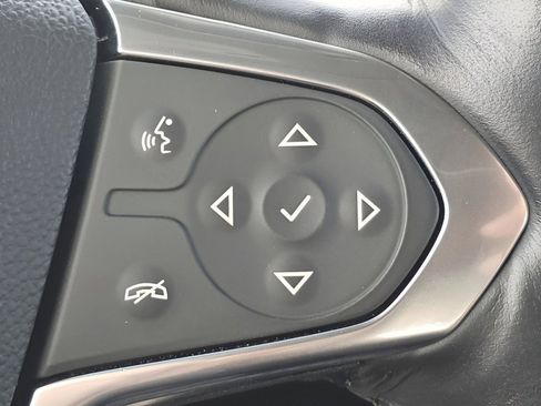 Used 2020 Chevrolet Traverse RS image 15