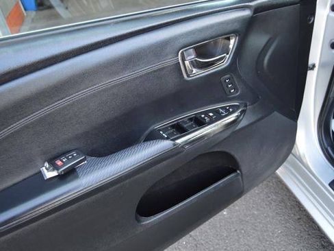 Used 2014 Toyota Avalon Limited FWD image 50
