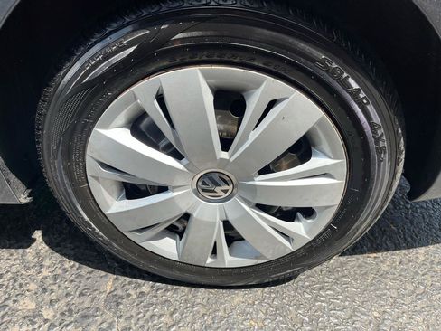 Used 2014 Volkswagen Jetta SE FWD image 14