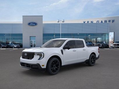 New 2025 Ford Maverick Lariat w/ Black Appearance Package