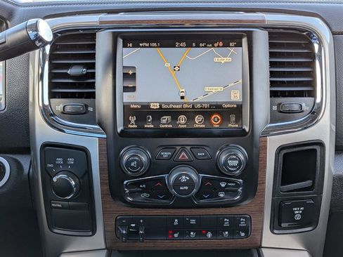 Used 2016 RAM 2500 Laramie w/ Convenience Group image 21