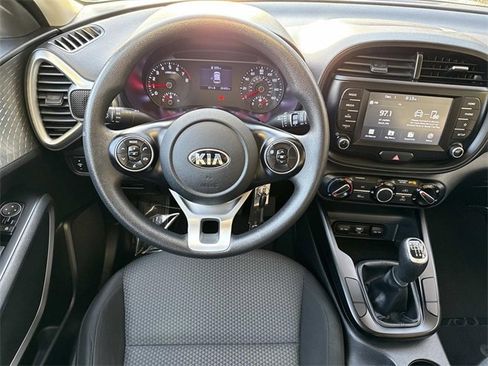 Used 2020 Kia Soul LX image 12