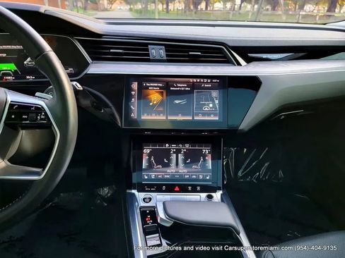 Used 2021 Audi e-tron Premium Plus w/ Premium Plus Package image 57