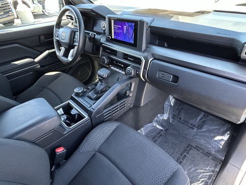 Certified 2026 Toyota 4Runner SR5 AWD/4WD image 9