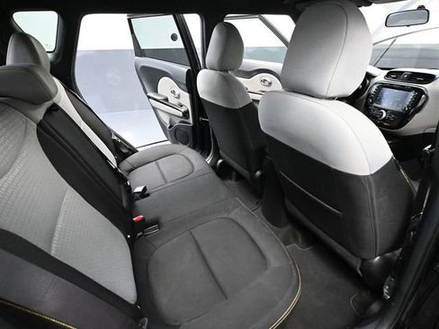 Used 2016 Kia Soul + w/ Audio Package image 42
