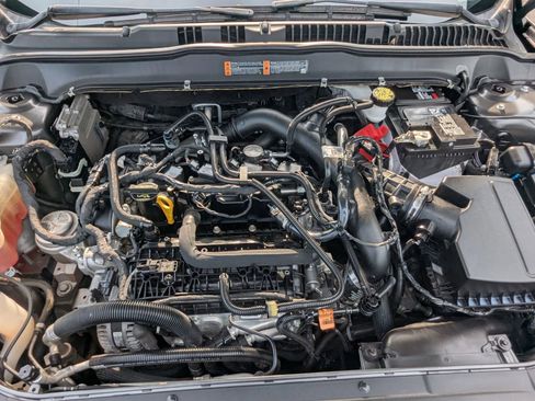Used 2019 Ford Fusion SE w/ Equipment Group 151A FWD image 25