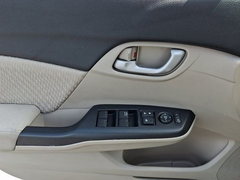 Used 2014 Honda Civic LX image 12