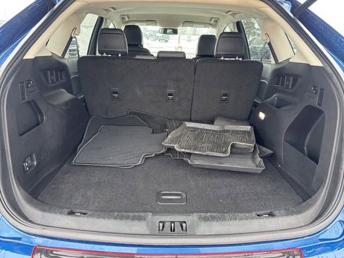 Used 2024 Ford Edge SEL w/ Convenience Package image 11