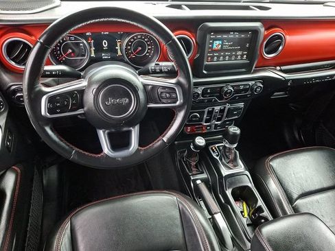 Used 2018 Jeep Wrangler Unlimited Rubicon AWD/4WD image 2