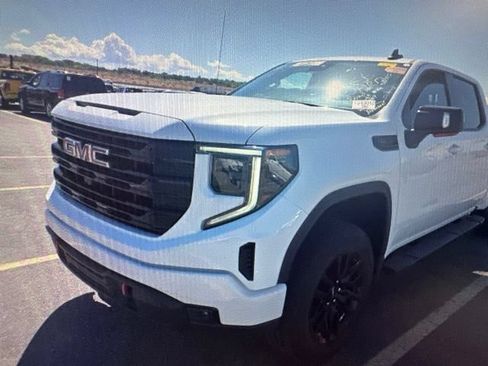 Used 2023 GMC Sierra 1500 Elevation w/ Elevation Premium Package AWD/4WD image 2