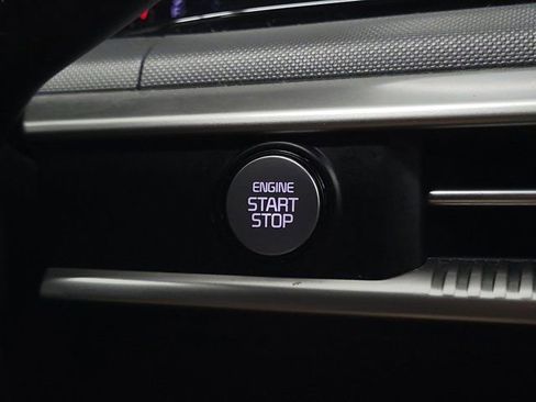 Used 2022 Kia K5 GT-Line FWD image 29