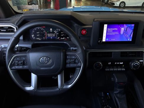 Used 2026 Toyota Tacoma TRD Sport AWD/4WD image 12