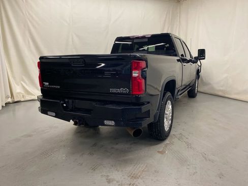 Used 2021 Chevrolet Silverado 2500 High Country image 6