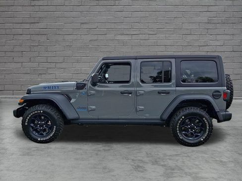 Used 2023 Jeep Wrangler Unlimited w/ Cold Weather Group AWD/4WD image 7
