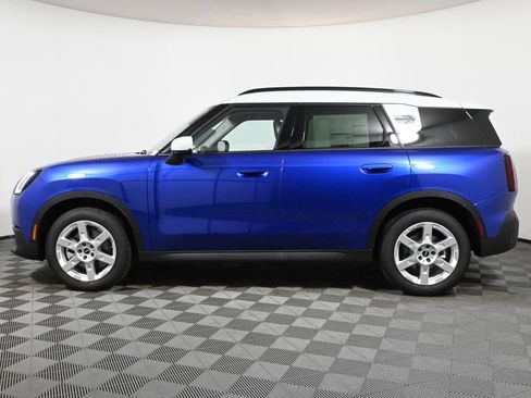 Certified 2025 MINI Cooper Countryman S image 2