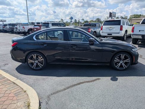Used 2021 BMW 330i xDrive Sedan AWD/4WD image 4