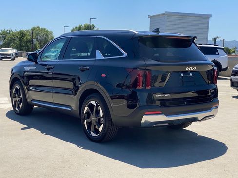 New 2026 Kia Sorento EX AWD/4WD image 6