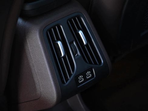 Used 2024 BMW X1 xDrive28i w/ Premium Package image 24