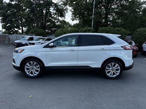 Used 2023 Ford Edge Titanium AWD/4WD image 8