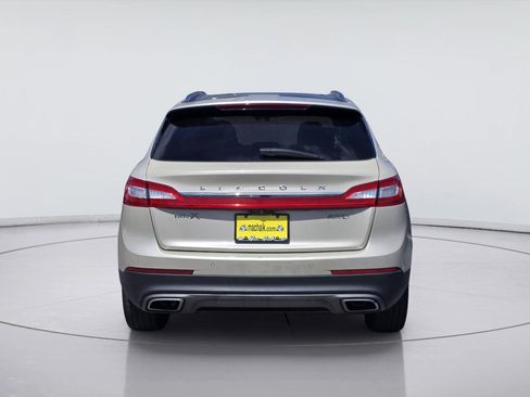 Used 2016 Lincoln MKX Reserve w/ Climate Package AWD/4WD image 7