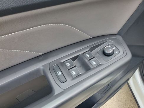 Used 2023 Volkswagen Atlas SE FWD image 21