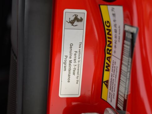 Used 2022 Ferrari F8 Tributo RWD image 37