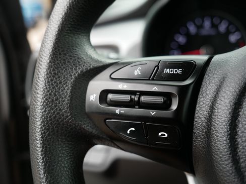 Certified 2022 Kia Rio S w/ Option Group 015 FWD image 28