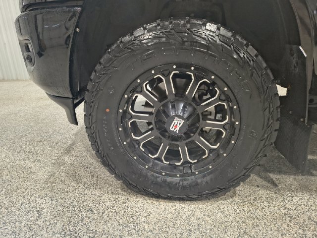 Used 2024 RAM 2500 Laramie w/ Night Edition AWD/4WD image 10