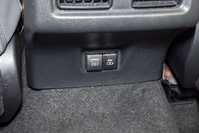 Used 2026 Toyota Camry SE FWD image 27